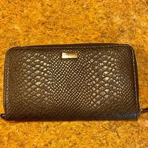ThirtyOne Jewell wallet